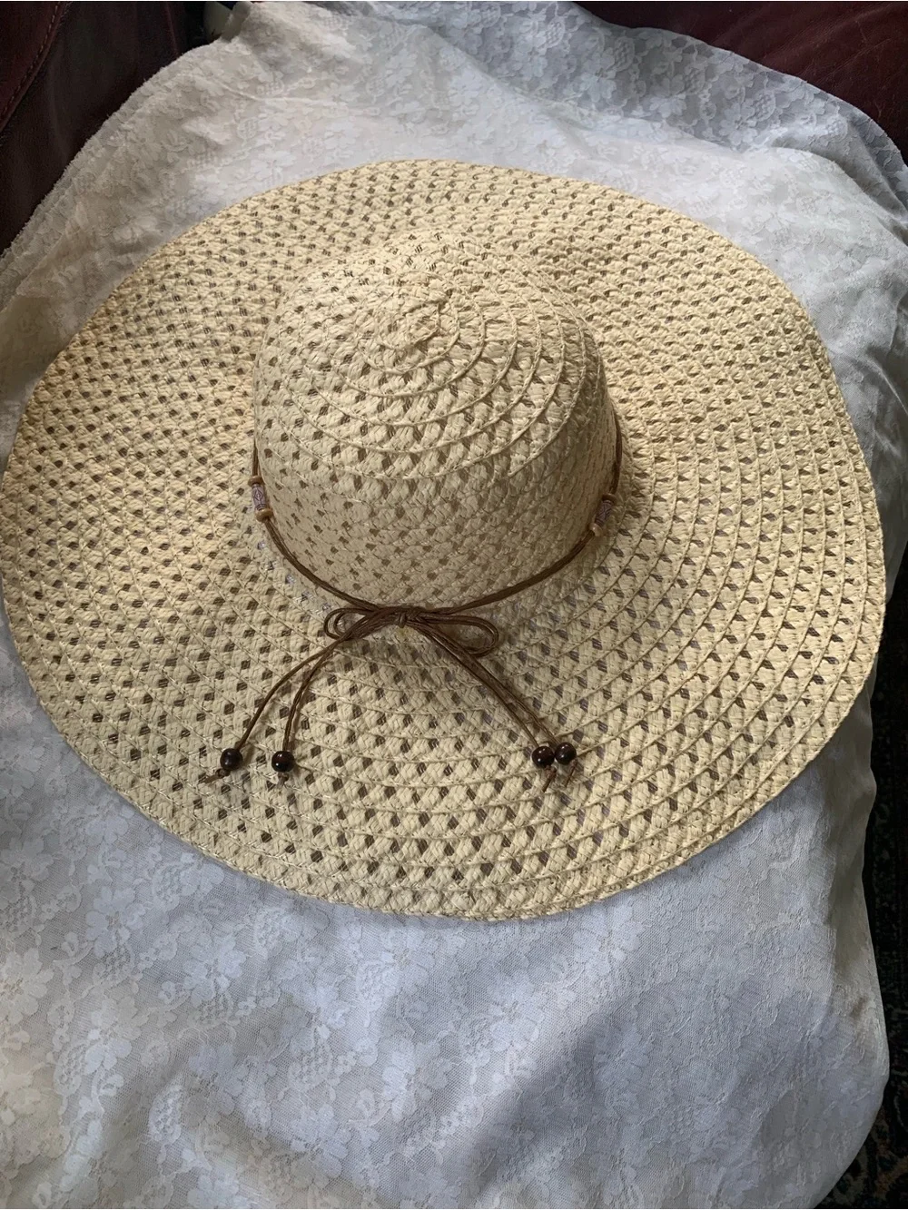 Women’s Beige Straw Wide Brim Sun Hat  Solid Beach Summer Travel bow Beads OS